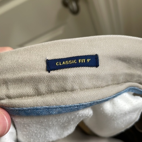 RALPH Lauren - Khaki Tan Shorts - Classic fit 9" - Size 36 - Picture 10 of 12